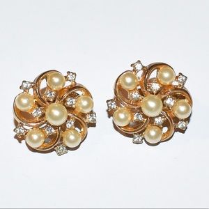 Vintage Trifari earrings